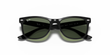 Carica l'immagine nel visualizzatore di Gallery, Ray Ban Kids 9052S 100/71 JUNIOR NEW WAYFARER
