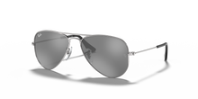 Load image into Gallery viewer, Ray Ban Kids 9506S 212/6G JUNIOR AVIATOR
