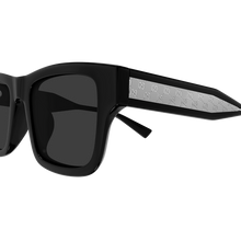 Carica l'immagine nel visualizzatore di Gallery, Gucci GG2072SA 001
