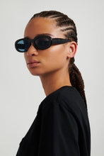 Load image into Gallery viewer, Marc Jacobs Marc 887/G/S 807/KU
