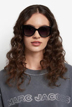 Load image into Gallery viewer, Marc Jacobs Marc 815/S 807/9O
