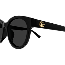 Load image into Gallery viewer, Gucci GG2127SK 001
