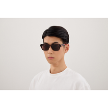 Load image into Gallery viewer, Gucci GG2120SA 002
