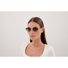 Carica l'immagine nel visualizzatore di Gallery, Gucci GG2051S 001
