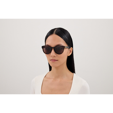 Load image into Gallery viewer, Gucci GG2127SK 002
