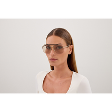 Carica l'immagine nel visualizzatore di Gallery, Gucci GG2165S 002
