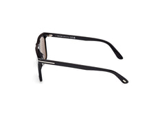 Carica l'immagine nel visualizzatore di Gallery, Tom Ford FT0832 01D
