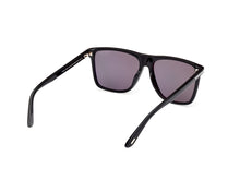 Carica l'immagine nel visualizzatore di Gallery, Tom Ford FT0832 01D
