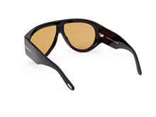 Carica l'immagine nel visualizzatore di Gallery, Tom Ford FT1044 01E BRONSON
