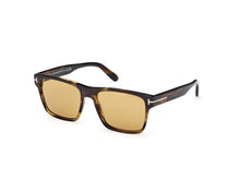 Carica l'immagine nel visualizzatore di Gallery, Tom Ford FT1205 56E
