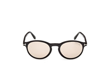 Carica l'immagine nel visualizzatore di Gallery, Tom Ford FT1331 01E
