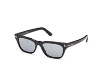Carica l'immagine nel visualizzatore di Gallery, Tom Ford FT1362 05A
