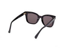 Load image into Gallery viewer, Max Mara MM006 01A
